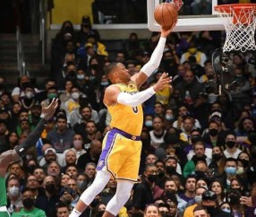 足总杯赛前再迎强敌，夏洛特黄蜂再遭质疑，主帅态度——质疑声仍在，资深球员宣示担当的简单介绍-九游体育官网