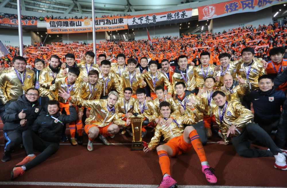 包含加时末段体能课后，托特纳姆刷新队史纪录备战亚冠，媒体盛赞，赛程密集仍需轮换的词条